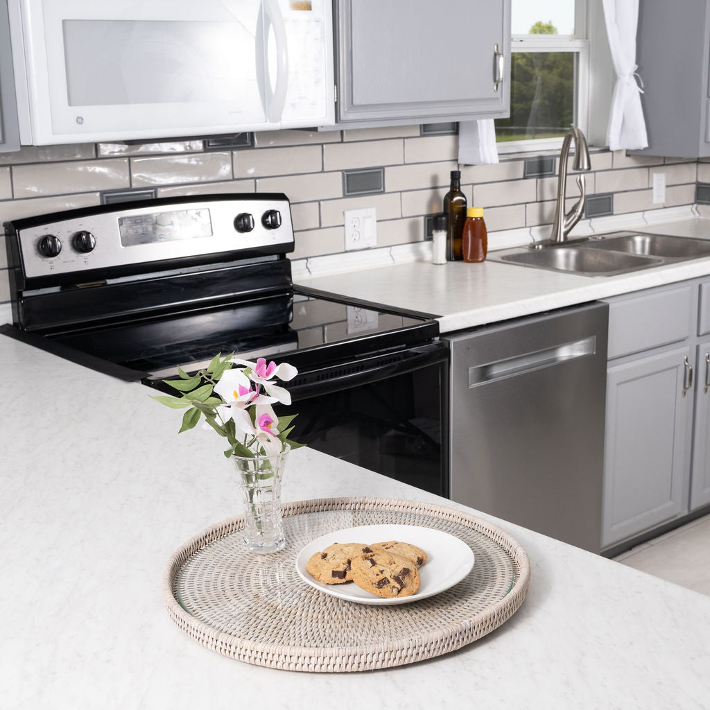 Round Flat Tray with Glass Insert
