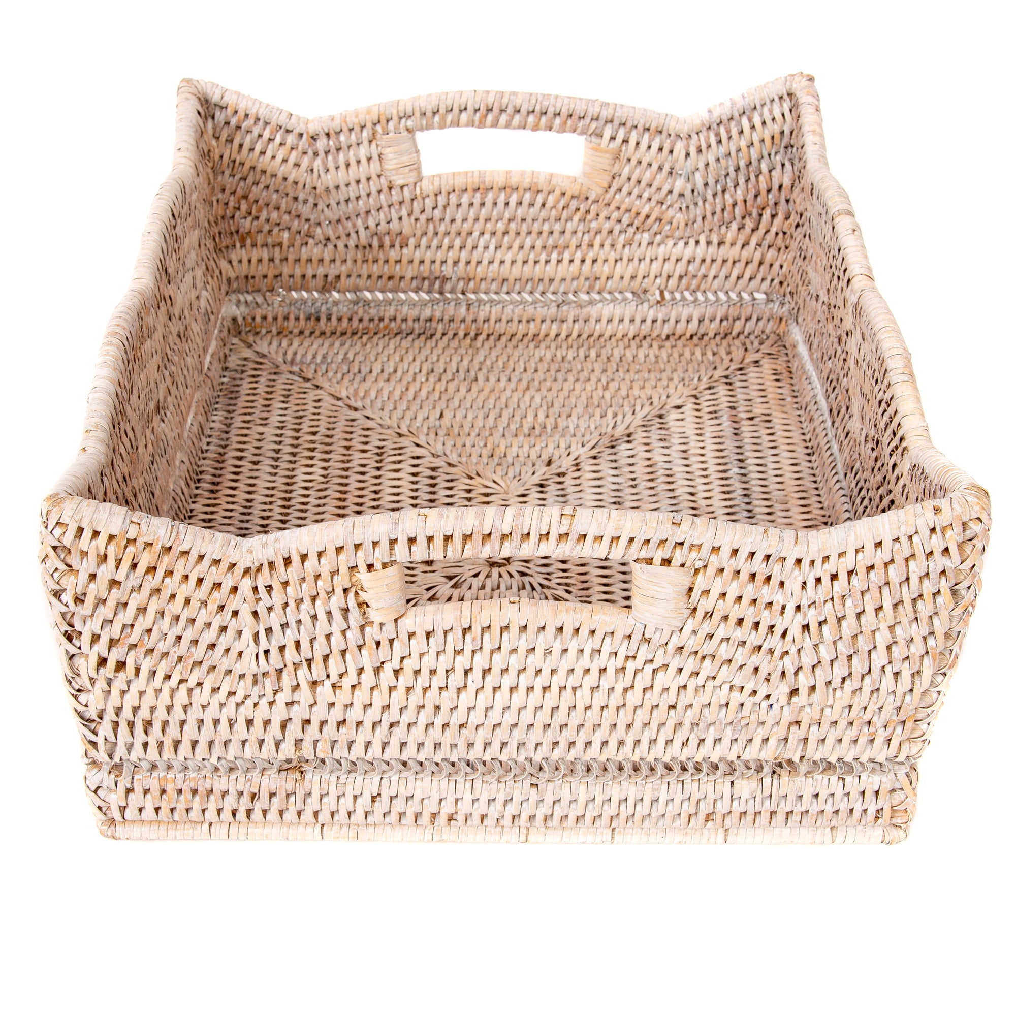 Scallop Collection Shelf Basket