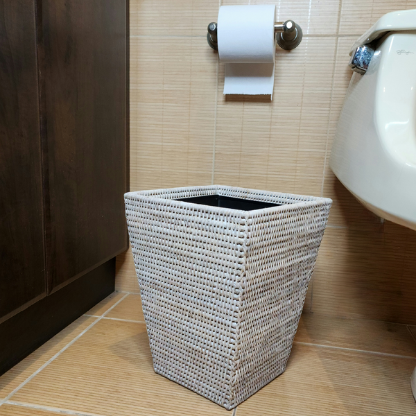 Round Tapered Waste Basket with Metal Liner